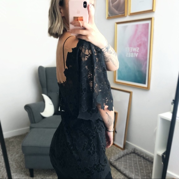 RIK VILLA LACE TUNIC T-SHIRT IN BLACK - Picture 2 of 6